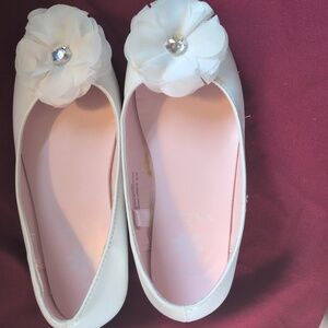 Flowers  Flats Low Heel 🎉🌸Dress Shoes for Girl.